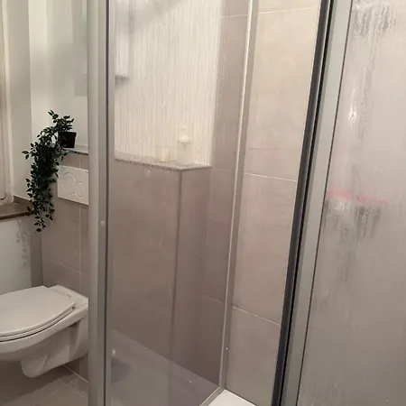 Appartement Kernsaniertes In Neuss